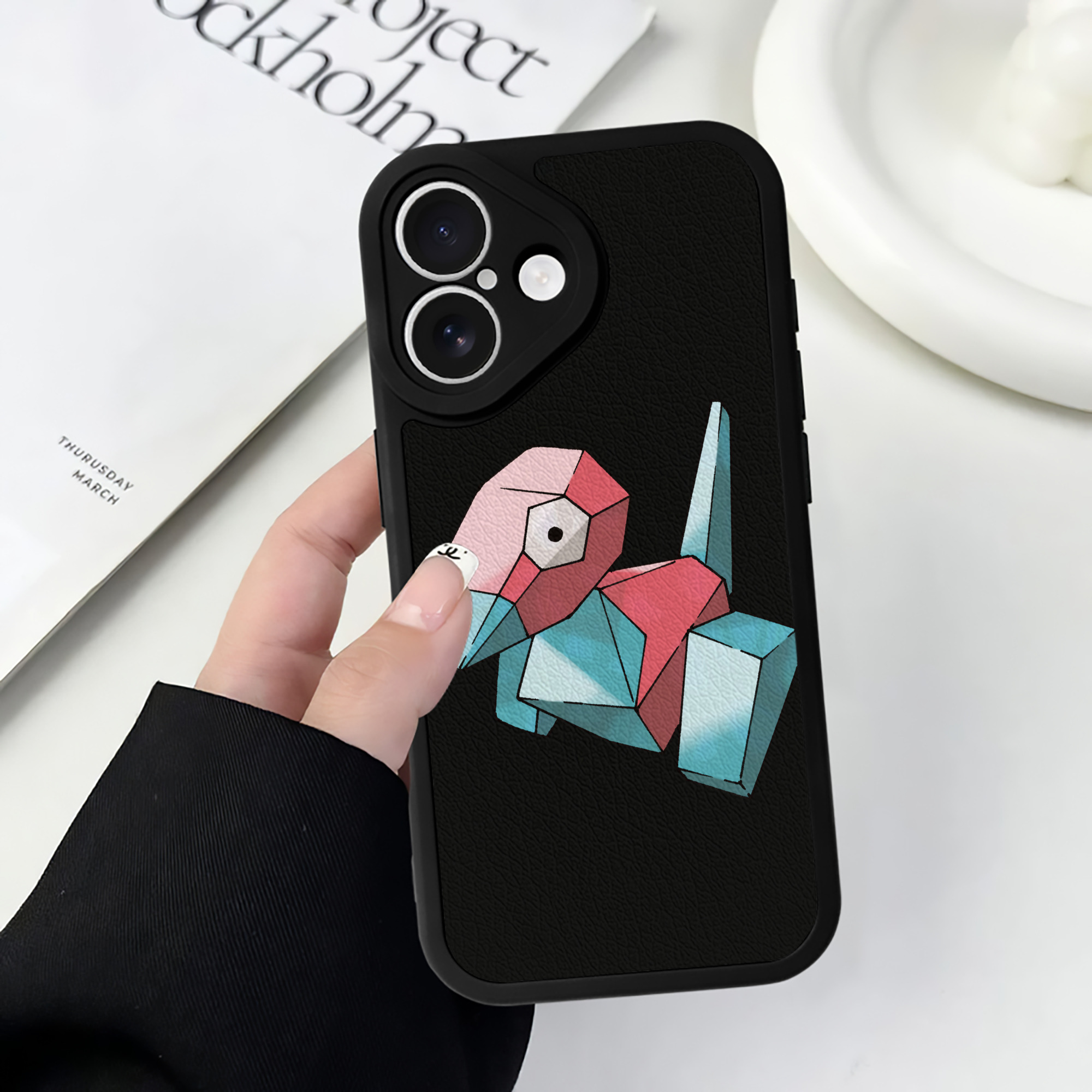 （画像用） ポケットモンスター Pokémon 【iPhone 16シリーズ対応】シリコンスマホケース（レザー調） 材質：シリコン